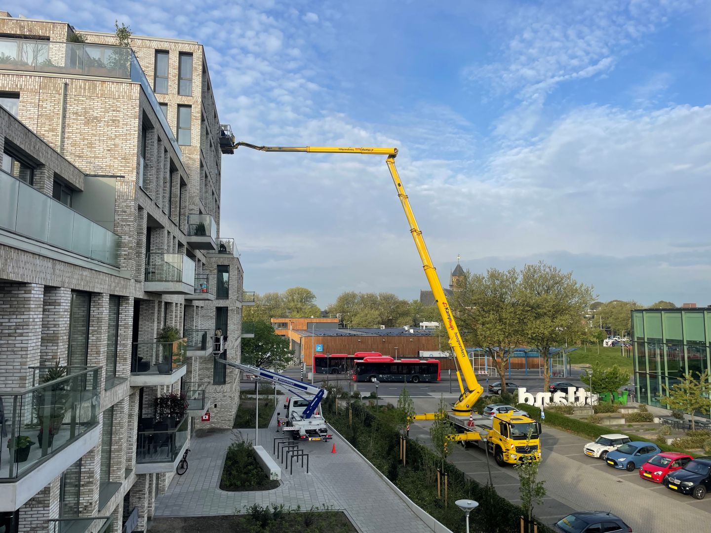 57 meter vrachtautohoogwerker foto 2 Kamphuis Hoogwerkers 57 meter vrachtautohoogwerker foto 2 Kamphuis Hoogwerkers