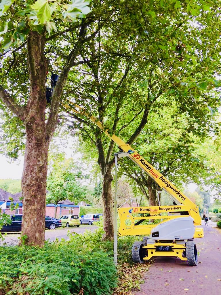 21 meter zelfrijdende hybride bomen snoeien 2 Kamphuis Hoogwerkers 21 meter zelfrijdende hybride bomen snoeien 2 Kamphuis Hoogwerkers