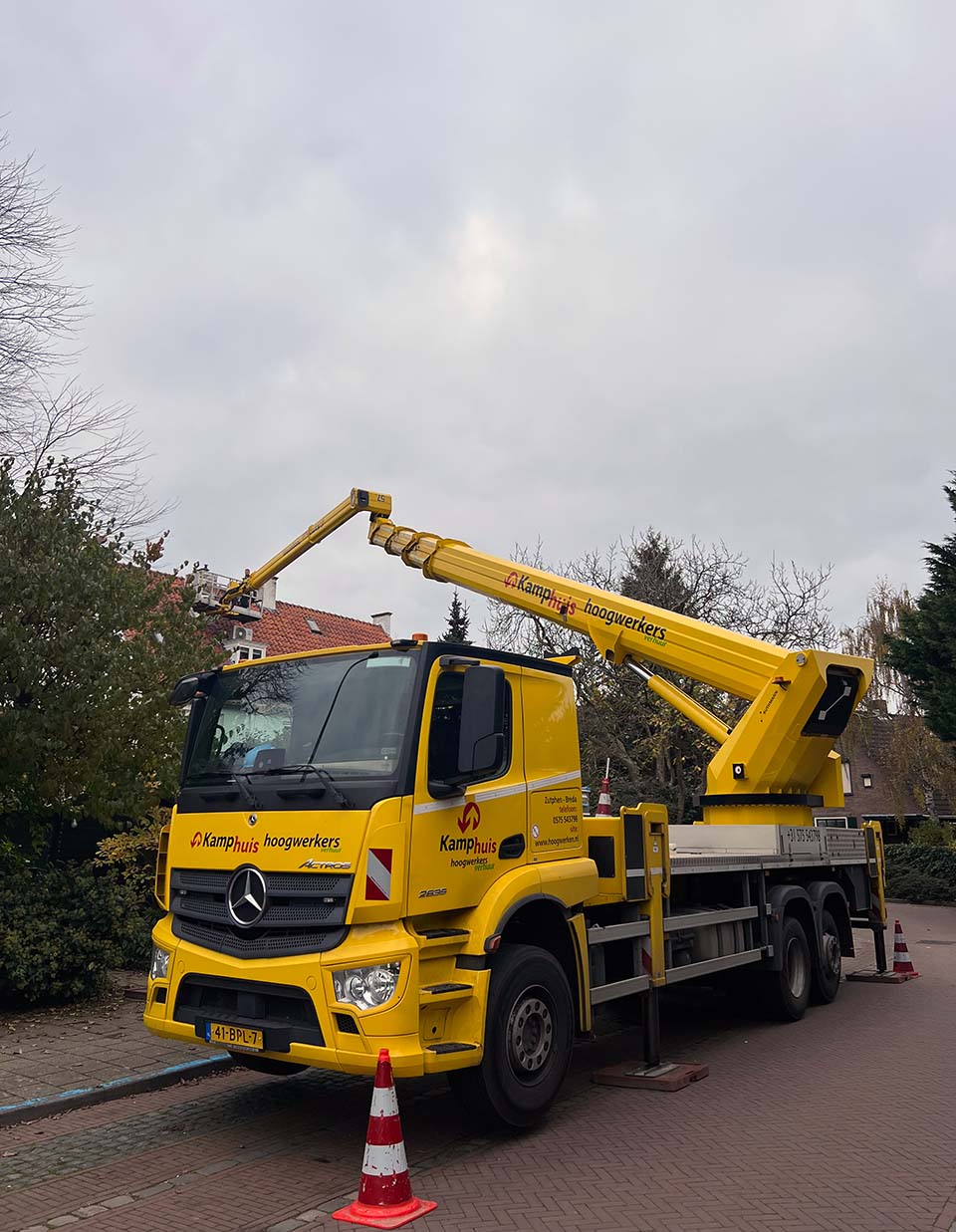 Project vrachtwagenhoogwerker voor Lika Schildersbedrijf afbeelding 7 - Kamphuis Hoogwerkers